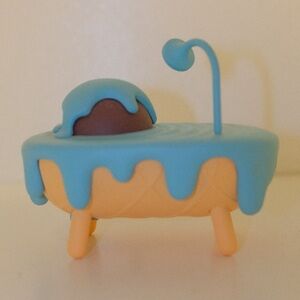 POPMART Chocolate Ice Cream Bathtub RARE